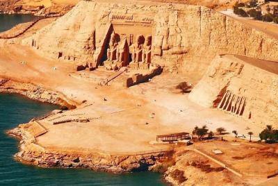 Increíble tour de día completo a los templos de Abu Simbel desde Asuán