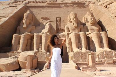 Tour de día completo a los templos de Abu Simbel en autobús desde Asuán