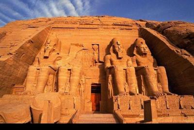 Tour privado de un día para visitar el templo de Abu Simbel desde