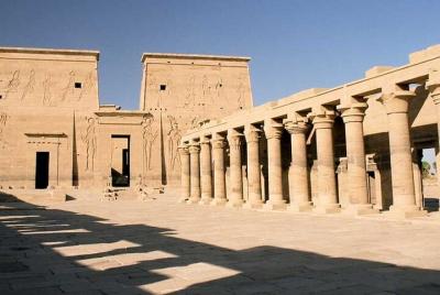 Tour privado del templo de Filae, la presa alta y el obelisco (todo incluido) desde Asuán Tour privado del templo de Filae, la presa alta y el obelisco (todo incluido) desde Asuán