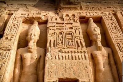 Viaje privado: visitando el continente occidental, Edfu y Kom Ombo Viaje privado: visitando el continente occidental, Edfu y Kom Ombo
