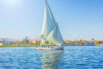 Tour privado Paseo en faluca y Banana Island con almuerzo o cena 