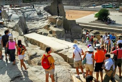 Excursión privada de medio día: templo de Philae y obelisco inaca