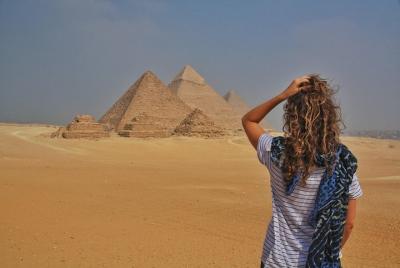 Excursiones de medio día en El Cairo a las pirámides de Guiza y l