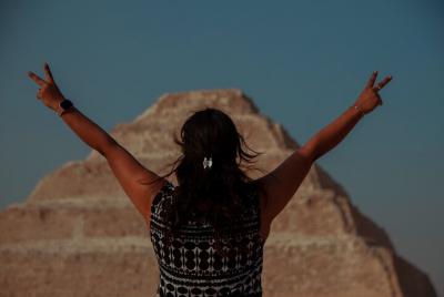 Excursión de un día a las pirámides de Guiza, la ciudad de Menfis