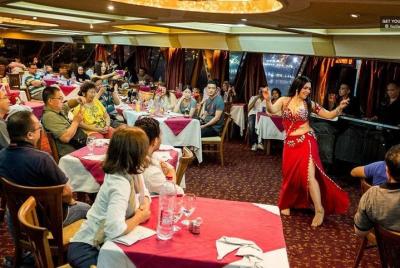 Cena crucero en el Cairo por el río Nilo con entretenimiento