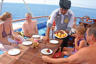Viaje con cena romántica piratas - Hurghada