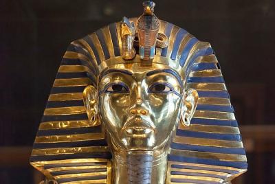 Tour de la pirámide y el museo egipcio con almuerzo