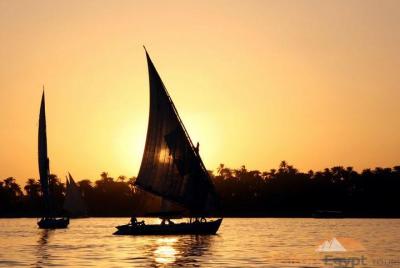 Cairo Felucca Boat en el Nilo