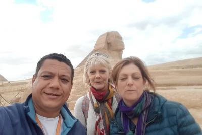 Visita guiada privada de día completo a las pirámides de Giza, la