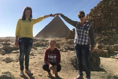 Excursión privada de un día a El Cairo en autobús desde Sharm El 