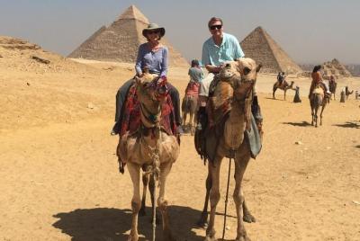 Tour de medio día a las pirámides de Giza y la Esfinge incluido P