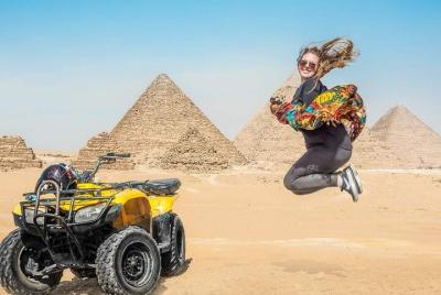 Excursión de 1 hora en quad en el complejo de las pirámides de Gi