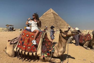 Pirámides, Museo y Bazar