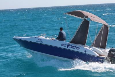 Lancha rápida de 4 horas a la isla Abo Munkar y semiprivado de de