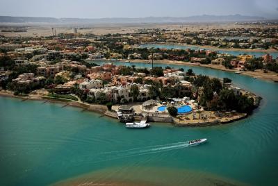 Excursiones El Gouna Royal VIP Snorkeling Sea con deportes acuáti