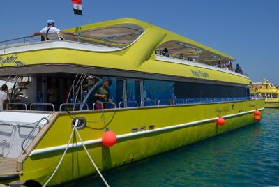 Excursión de snorkel semi-submarino Happy Dolphin - Hurghada Excursión de snorkel semi-submarino Happy Dolphin - Hurghada