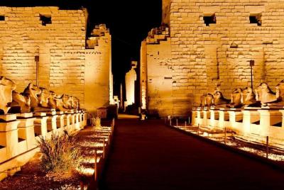 Karnak Sound & Light Show en Luxor Lugares turísticos en Luxor Cosas que hacer enLuxor 2558 Karnak Sound & Light Show en LuxorLugares turísticos en Luxor Cosas que hacer en Luxor 2558