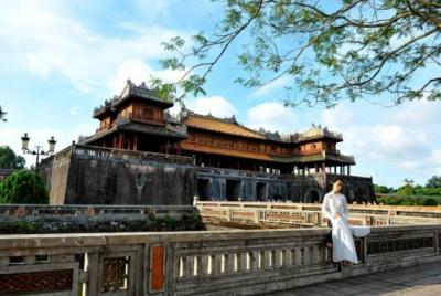 Tour de 3 días por la ciudad de Hue Tour de 3 días por la ciudad de Hue