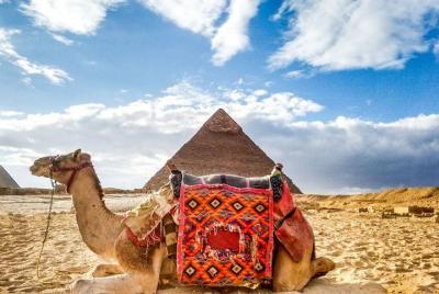 Excursión guiada privada de día completo a las pirámides de Giza 