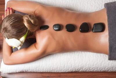 2 horas de masaje de cuerpo completo Terapia fascinante y sauna. 