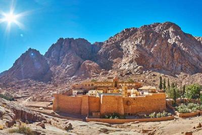 Mount Sinai Sunrise Hike & Monastery Visita y almuerzo