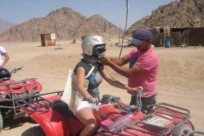 Sharm El-Sheikh: Quad Bike & Safari Safari Adventure con transferencias Sharm El-Sheikh: Quad Bike & Safari Safari Adventure con transferencias