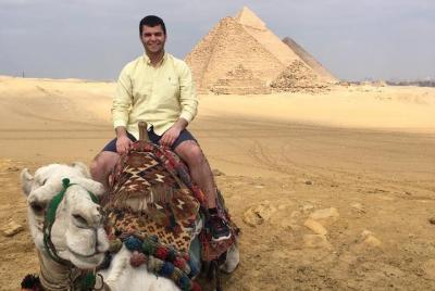 Tour todo incluido tour de medio día a las pirámides de Giza desd