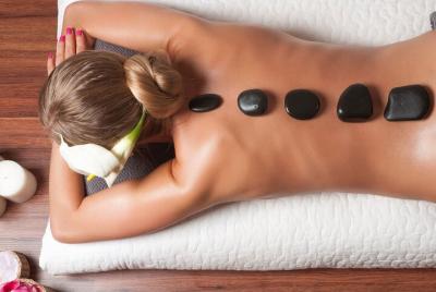 Baño marroquí y masaje de cuerpo completo de 30 minutos con trasl