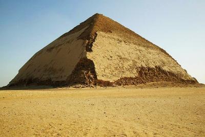Viaje a Cairo y Sakkara y las Pirámides desde Port Sokhna Viaje a Cairo y Sakkara y las Pirámides desde Port Sokhna