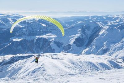 Parapente en tándem en Georgia (país) Parapente en tándem en Georgia (país)