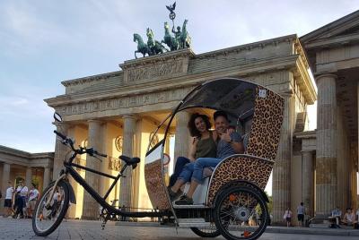 Rickshaw Tours Berlin - Grupos de hasta 16 personas con varios rickshaws Rickshaw Tours Berlin - Grupos de hasta 16 personas con varios rickshaws