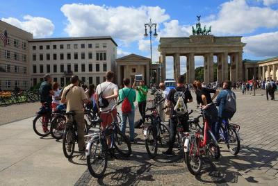 Tour por Berlín en bicicleta con guía en español Tour por Berlín en bicicleta con guía en español