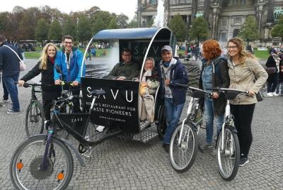 Tour y guía en bicicleta y rickshaw gratis para 2 personas sin bicicleta Tour y guía en bicicleta y rickshaw gratis para 2 personas sin bicicleta