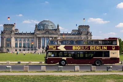 Big Bus Berlin Hop on Hop off tour con Walking Tour Big Bus Berlin Hop on Hop off tour con Walking Tour