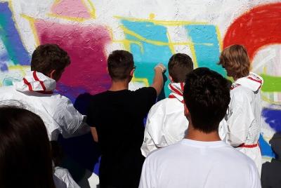 Taller de graffiti abierto en el Mauerpark de Berlín Taller de graffiti abierto en el Mauerpark de Berlín