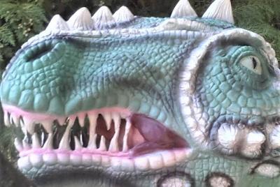 La caza del dragón en el gran jardín