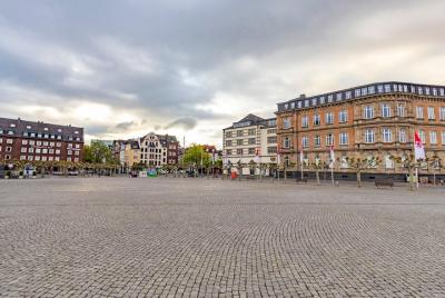 Mejor tour de introducción a Dusseldorf con un local Mejor tour de introducción a Dusseldorf con un local