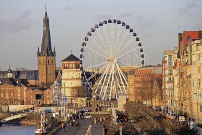 Excursión privada: excursión a las atracciones principales de Düsseldorf Excursión privada: excursión a las atracciones principales de Düsseldorf
