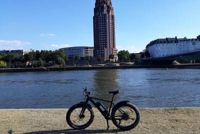 Descubre Frankfurt con nuestras exclusivas bicicletas eléctricas. Descubre Frankfurt con nuestras exclusivas bicicletas eléctricas.