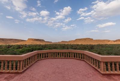 Tour privado de 10 días: el desierto del Sahara y las ciudades imperiales. Cualquier punto de partida. Tour privado de 10 días: el desierto del Sahara y las ciudades imperiales. Cualquier punto de partida.