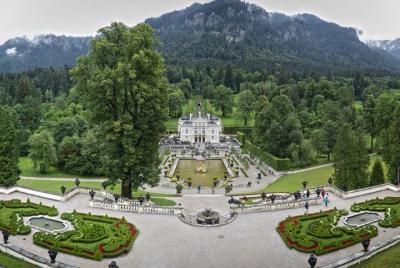 Excursión de un día desde Múnich a los Alpes de Neuschwantein-Linderhof-oberammergau-Austria