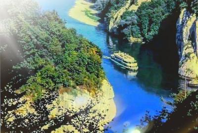 Degustaciones exclusivas de cerveza bávara con crucero por el Danubio desde Múnich