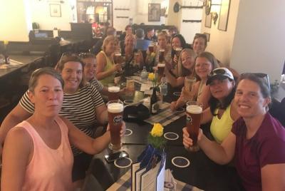 Tour nocturno a pie de cerveza y aguardiente en Múnich