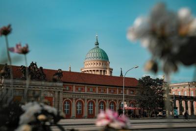Instagrammable Spots de Potsdam con un local Instagrammable Spots de Potsdam con un local