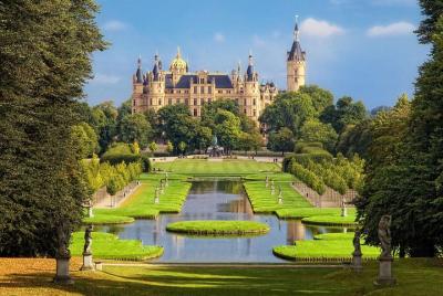 Excursión en tierra a Rostock y Schwerin Excursión en tierra a Rostock y Schwerin