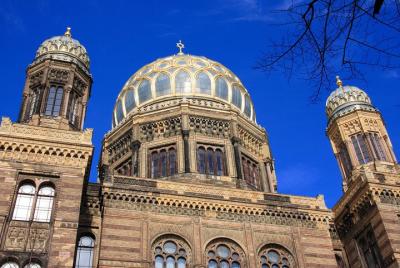 Excursión por la costa desde Warnemünde: recorrido privado por la historia judía de Berlín Excursión por la costa desde Warnemünde: recorrido privado por la historia judía de Berlín