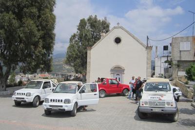 Sur de Creta Preveli Beach y Kourtaliotiko Gorge 4x4 Aventura con almuerzo Sur de Creta Preveli Beach y Kourtaliotiko Gorge 4x4 Aventura con almuerzo