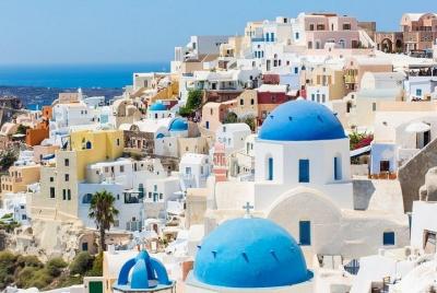 Excursión de día completo a la isla de Santorini en barco desde Rethymno con traslado a su hotel Excursión de día completo a la isla de Santorini en barco desde Rethymno con traslado a su hotel