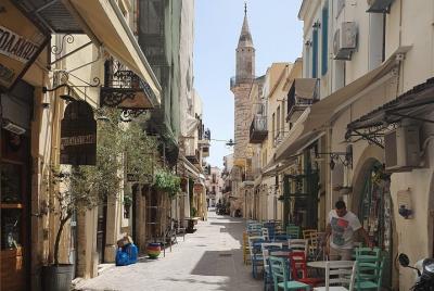 Traslado privado al aeropuerto: Chania y Rethimno al aeropuerto internacional de Chania (CHQ) Traslado privado al aeropuerto: Chania y Rethimno al aeropuerto internacional de Chania (CHQ)